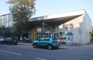 Przebudowa kina na finiszu, nowy projektor w drodze