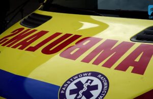 Oficjalne przekazanie nowej karetki