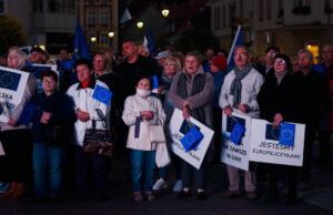 Prounijna manifestacja na Placu Wolności