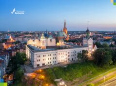 Urząd Marszałkowski wprowadza pierwsze udogodnienia dla zaszczepionych