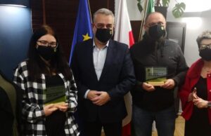 Ratusz ponownie nagrodzi wolontariuszy Laureatami konkursu w roku 2020 zostali Wiktoria Elwart i Adam Szkudlarek
