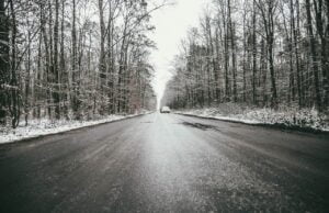 Oblodzenie na drogach i chodnikach