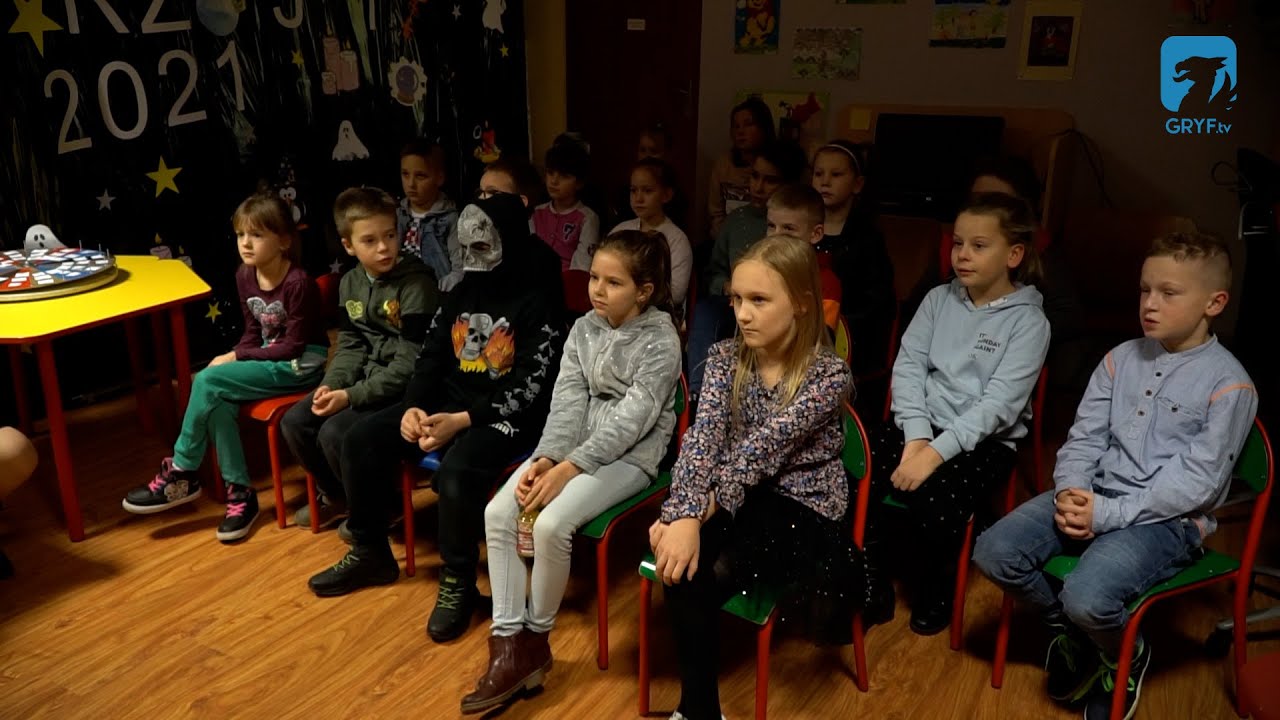 Andrzejki w dziecięcej bibliotece