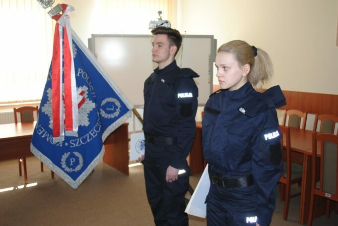 Nowi policjanci w szczecineckiej komendzie