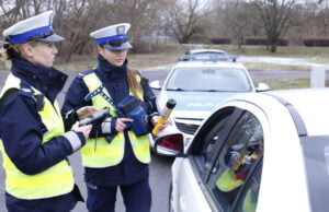 Kierowca busa zgarnia 1500 zł, a Fiata aż 2500 zł