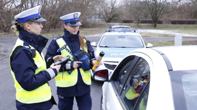 Kierowca busa zgarnia 1500 zł, a Fiata aż 2500 zł