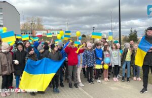 Solidarni z Ukrainą – bieg najmłodszych mieszkańców Szczecinka 🇵🇱 🤝 🇺🇦