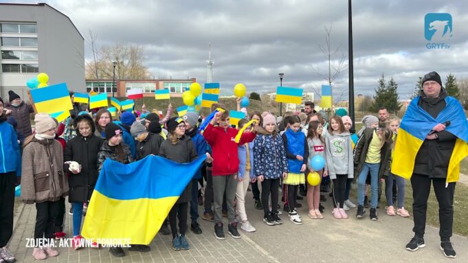 Solidarni z Ukrainą – bieg najmłodszych mieszkańców Szczecinka 🇵🇱 🤝 🇺🇦