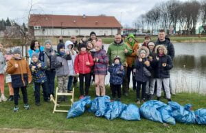 Ponownie posprzątali jeziorko Kopernika