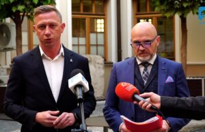 Miasto rozwiązuje umowę z Krasnoludkiem