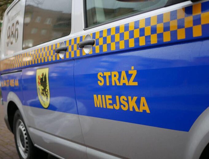 Bezdomni napadli mieszkańca w biały dzień