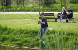 Sekcja wędkarska CEEiRJ nad Jeziorkiem Kopernika