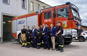 Donald Tusk z wizytą w OSP Grzmiąca