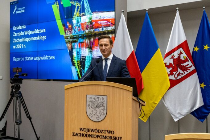 Marszałek Olgierd Geblewicz z absolutorium