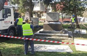 Pomnik czerwonoarmistów rozebrany