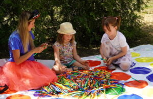 Powitanie lata z historią w tle