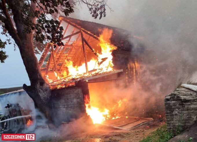Pożar warsztatu w Białej