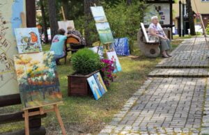 Borneńscy seniorzy opanowują centrum