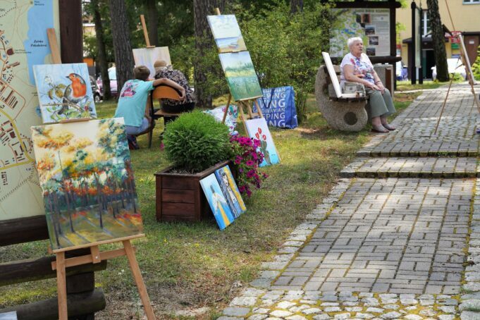 Borneńscy seniorzy opanowują centrum