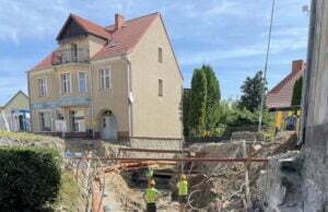 Praca przy przepuście znów wre