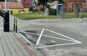 Biały Bór z ładowarką samochodową