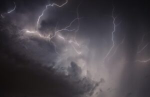 Alert meteo na sobotę: burze z gradem