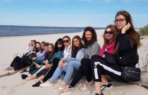 Uczniowie ZS6 w Słowińskim PN