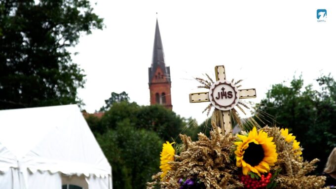 Dożynki Gminy Borne Sulinowo w Starowicach