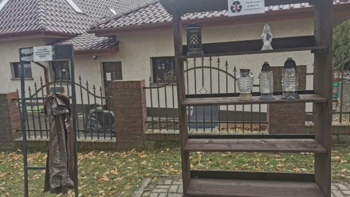 W Barwicach stanęła zniczodzielnia