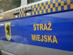 Nie zauważyła blokady na kole…