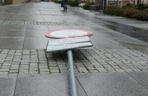 Nocny spacer wandali