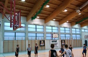 Gospodarze najlepsi na szczecineckim parkiecie