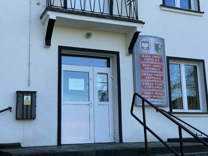 Grzmiąca również wyłączy oświetlenie