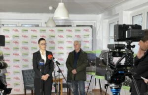 Podpisanie umowy na remont Hubertusa