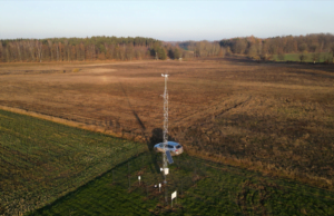 Grzmiąca ze stacją meteo