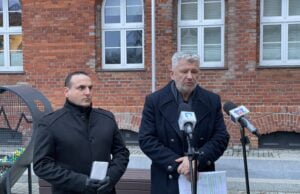 RdS dalej murem za Krasnoludkiem