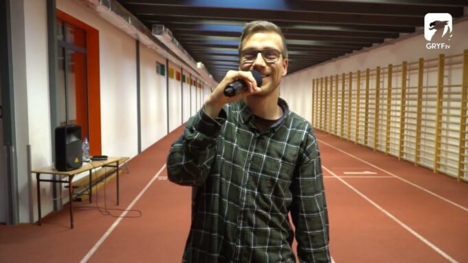 Raper Mikser odwiedził szkoły w regionie