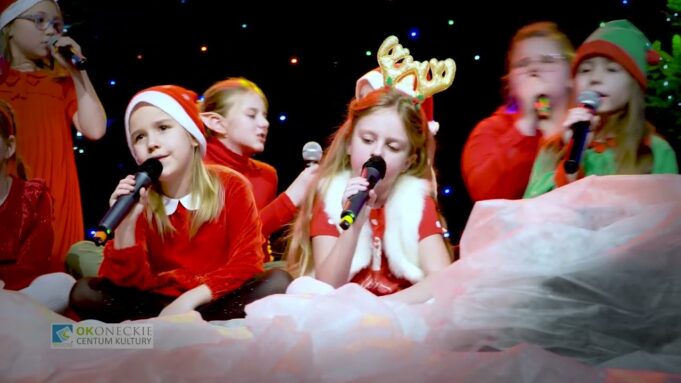 Okoneckie Centrum Kultury – A Mikołaj pędzi