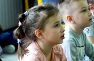 Noś odblaski, bądź widoczny!