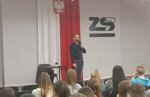 Komputerowy ćpun w białoborskiej Siódemce