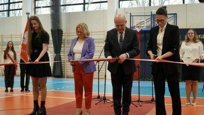 Ekonom z największą halą sportową w powiecie