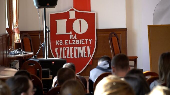 Młodzież rozmawiała o miłości