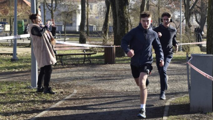 Biegnąc uczcili pamięć Żołnierzy Niezłomnych