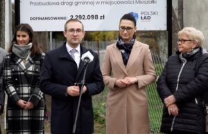 Droga w Mieszałkach oficjalnie oddana do użytku