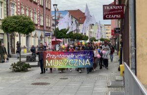 Przystanek Muzyczna ponownie na ulicach Szczecinka