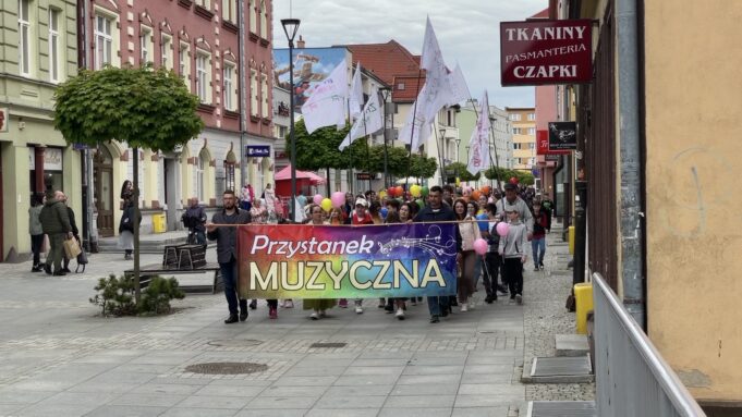 Przystanek Muzyczna ponownie na ulicach Szczecinka
