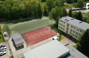 Zadaszenie boiska przy Ekonomie