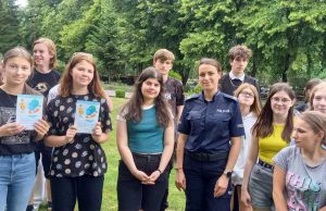 Z uczniami o bezpieczeństwie podczas wakacji