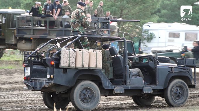 Międzynarodowy Zlot Pojazdów Militarnych – dzień I