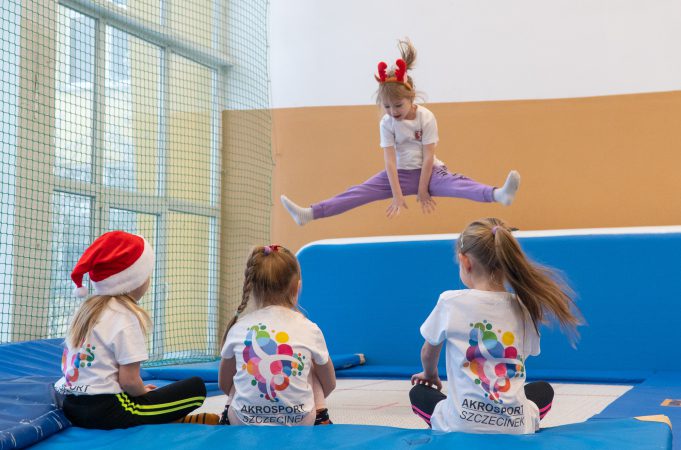 UKAS Akrosport zaprasza – nie tylko na gimnastykę!